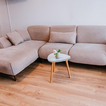 Studio Apartment Dzungla Doboj Luaran gambar