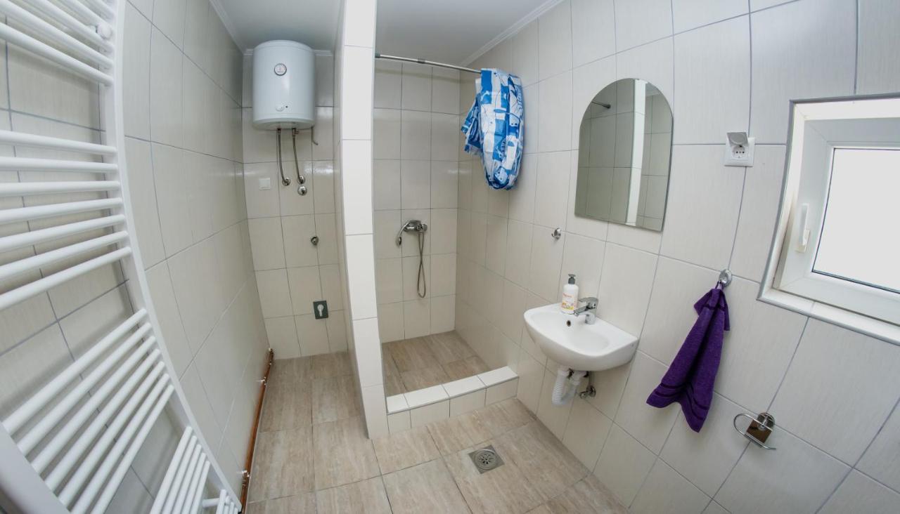 Studio Apartment Dzungla Doboj Luaran gambar